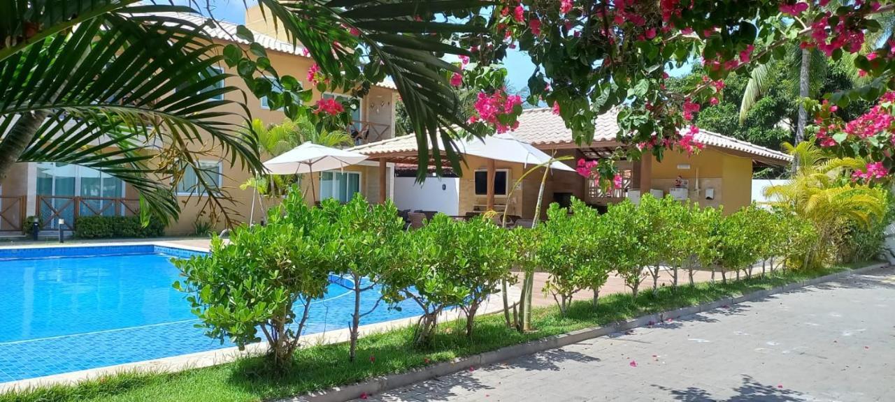 Village Em Guarajuba Exterior photo